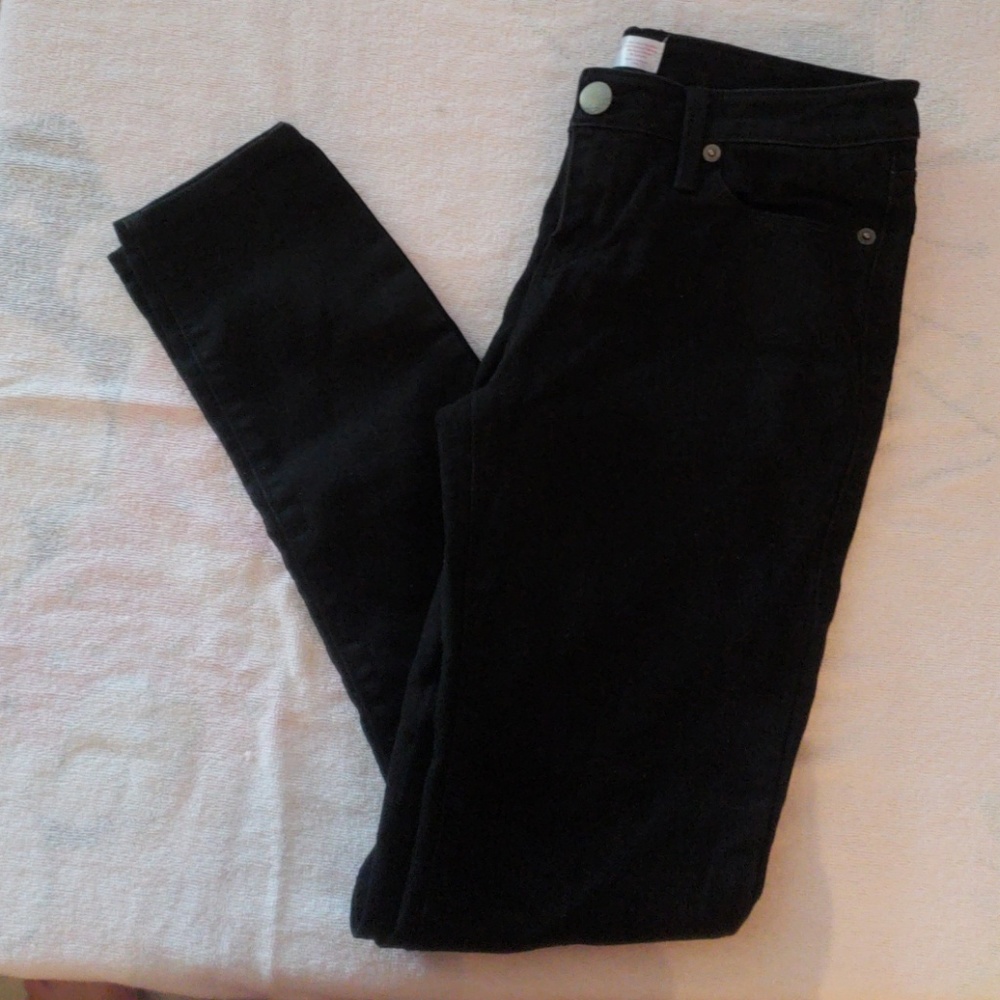 Size 5 black skinny jeans